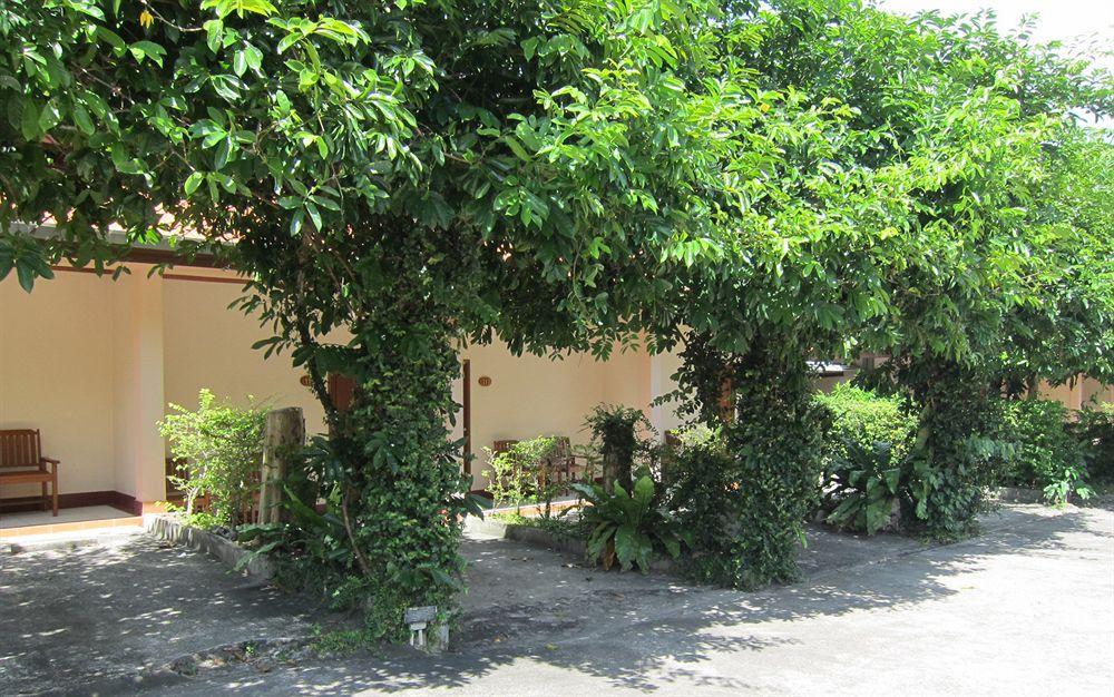Oasis Resort Krabi town Exterior foto